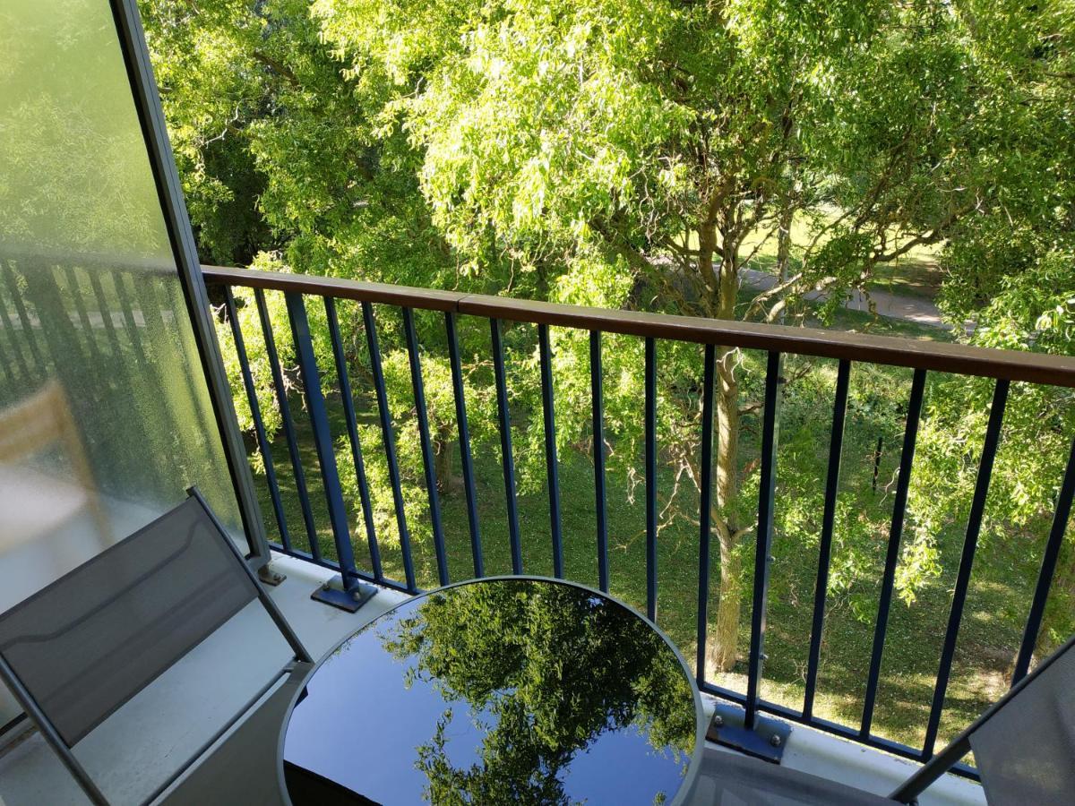 Bonvallet - Studio Paisible Et Chaleureux Avec Balcon アミアン 部屋 写真